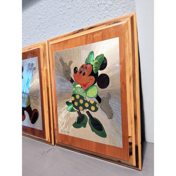Vintage Walt Disney Mickey and Minnie Mouse plaques Gold On Wood Fast Shipping - Picture 7 of 16